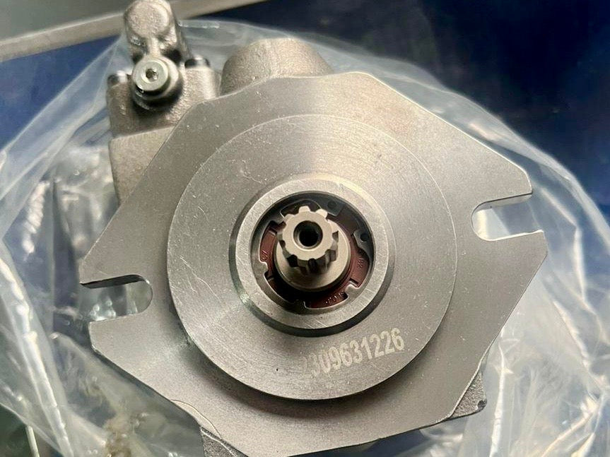 NEW Sandvik/Rexroth Pump A10VSO18DR/52L