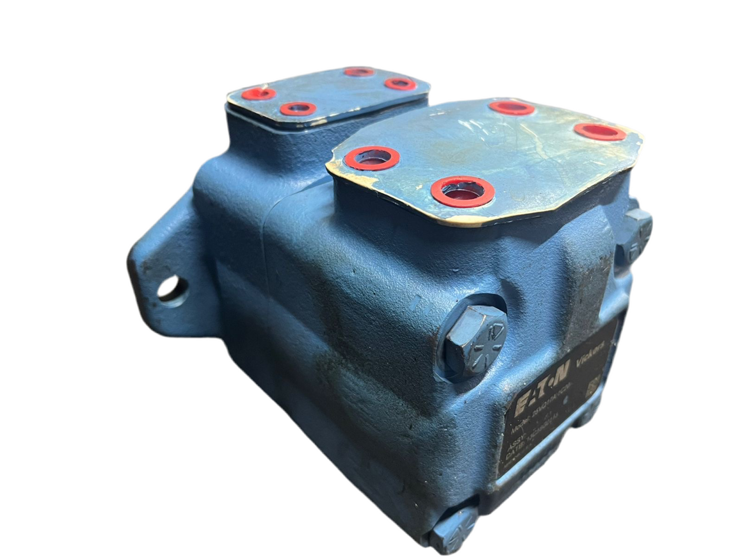 NEW Eaton Vane Pump 25VQ17A11C20